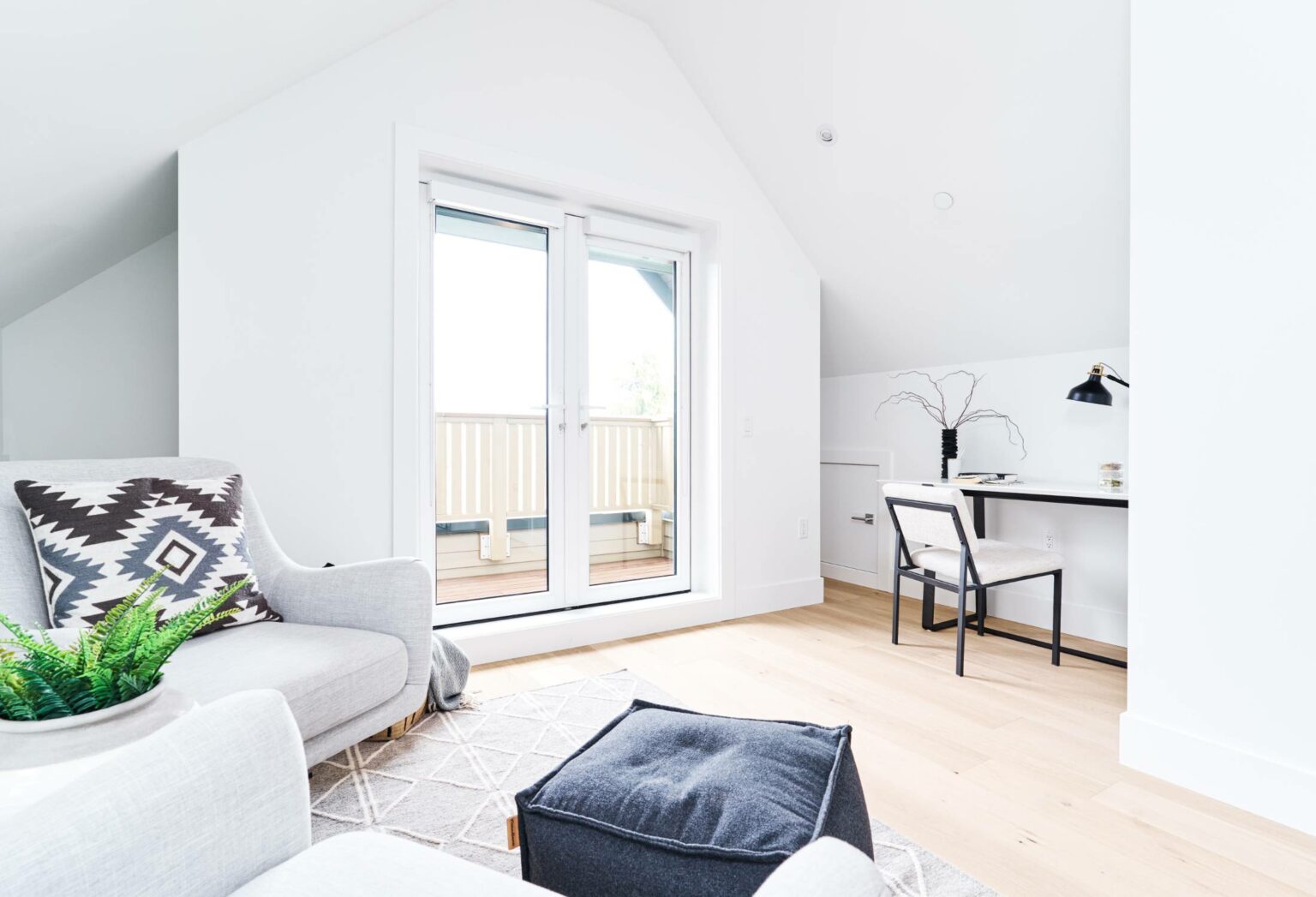 What’s the Top Trends in Interior Home Paint Colour? Pro Crew